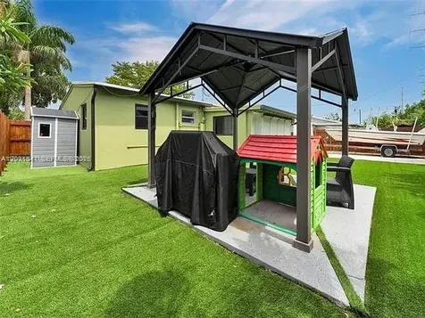 2730 NE 16th Avenue Pompano Beach FL 33064