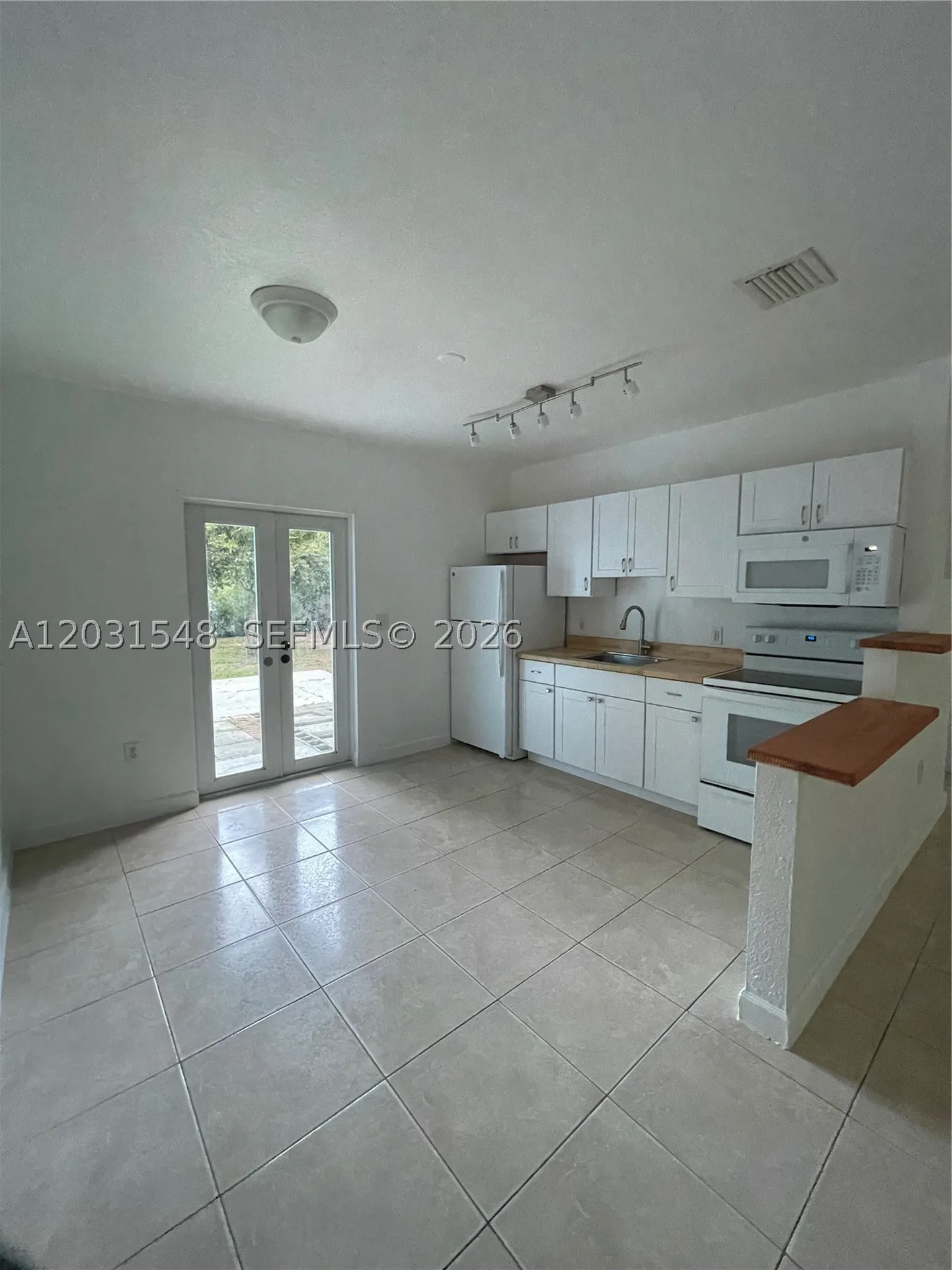 420 SW 25th Avenue Fort Lauderdale FL 33312