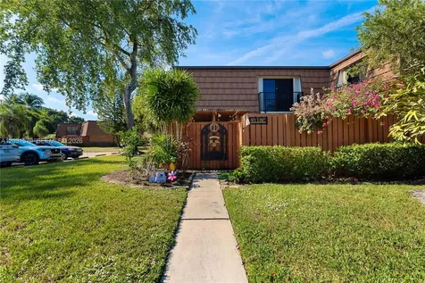 9118C 20th Court Davie FL 33324
