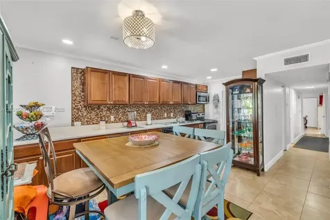 2316 SW 81st Way North Lauderdale FL 33068
