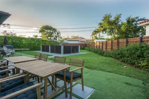 3261 SW 20th Street Miami FL 33145