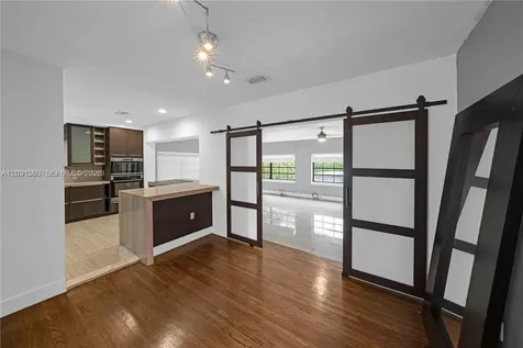 3261 SW 20th Street Miami FL 33145