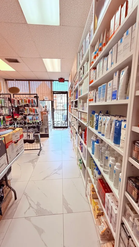 Beauty Supply Store Miami FL 33125