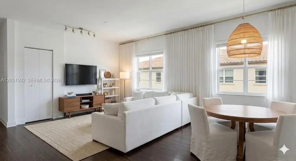 420 15th Street Miami Beach FL 33139