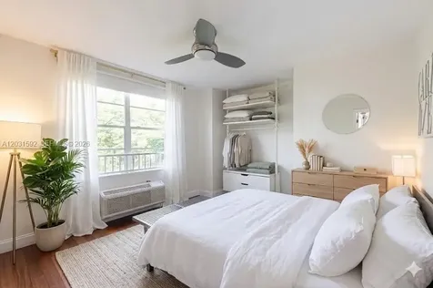 420 15th Street Miami Beach FL 33139