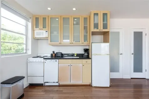 420 15th Street Miami Beach FL 33139