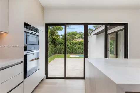 118 Sarto Avenue Coral Gables FL 33134