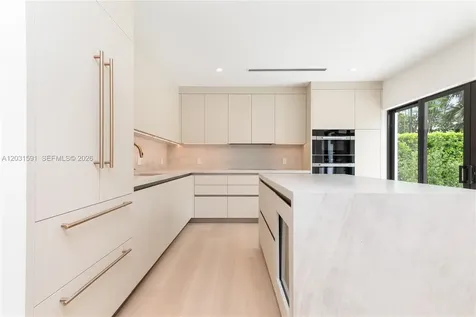 118 Sarto Avenue Coral Gables FL 33134
