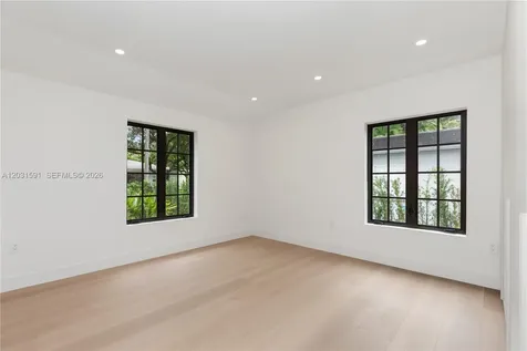 118 Sarto Avenue Coral Gables FL 33134