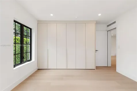 118 Sarto Avenue Coral Gables FL 33134