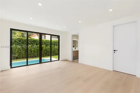 118 Sarto Avenue Coral Gables FL 33134