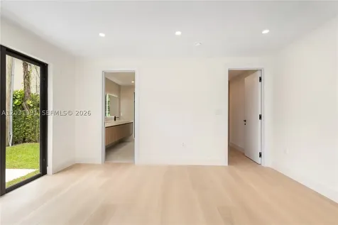 118 Sarto Avenue Coral Gables FL 33134