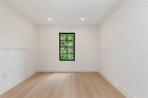 118 Sarto Avenue Coral Gables FL 33134