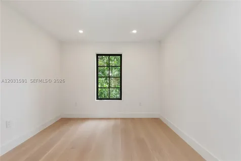 118 Sarto Avenue Coral Gables FL 33134