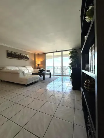 3800 S Ocean Drive Hollywood FL 33019