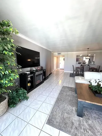 3800 S Ocean Drive Hollywood FL 33019