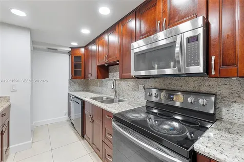 398 Fern Drive Weston FL 33326