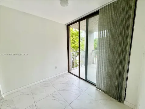 17600 N Bay Road Sunny Isles Beach FL 33160