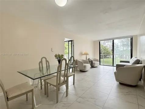 17600 N Bay Road Sunny Isles Beach FL 33160