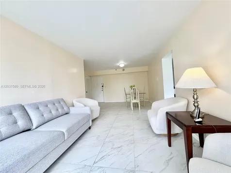 17600 N Bay Road Sunny Isles Beach FL 33160