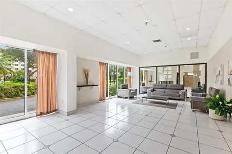 17600 N Bay Road Sunny Isles Beach FL 33160