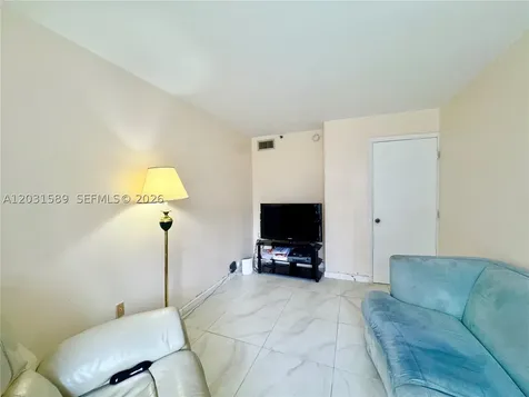 17600 N Bay Road Sunny Isles Beach FL 33160