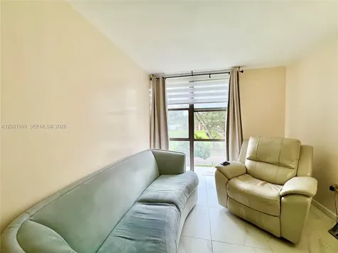 17600 N Bay Road Sunny Isles Beach FL 33160