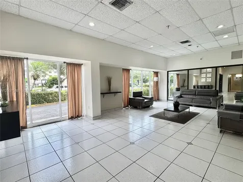17600 N Bay Road Sunny Isles Beach FL 33160