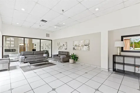 17600 N Bay Road Sunny Isles Beach FL 33160
