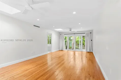 3945 Loquat Avenue Miami FL 33133