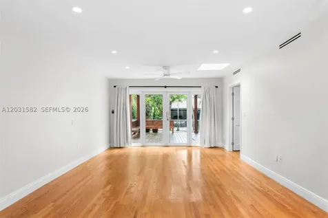 3945 Loquat Avenue Miami FL 33133