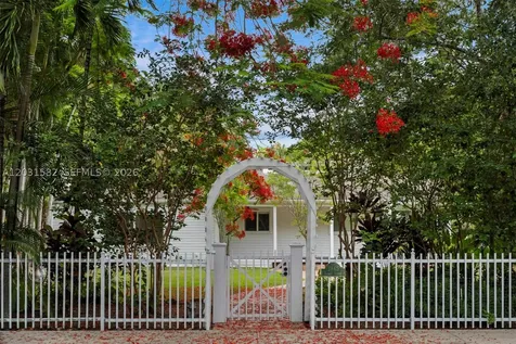 3945 Loquat Avenue Miami FL 33133