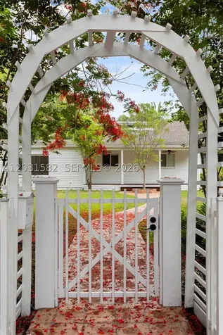 3945 Loquat Avenue Miami FL 33133