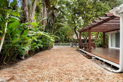 3945 Loquat Avenue Miami FL 33133