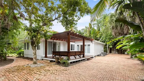 3945 Loquat Avenue Miami FL 33133