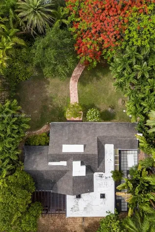 3945 Loquat Avenue Miami FL 33133