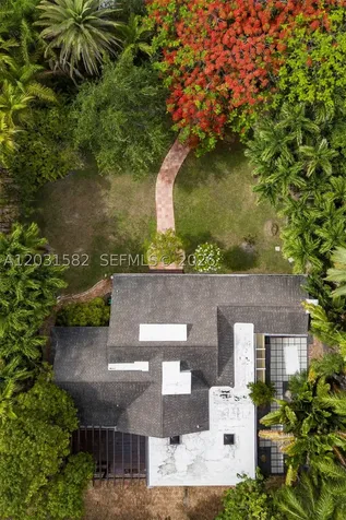 3945 Loquat Avenue Miami FL 33133