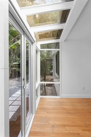 3945 Loquat Avenue Miami FL 33133