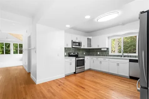 3945 Loquat Avenue Miami FL 33133
