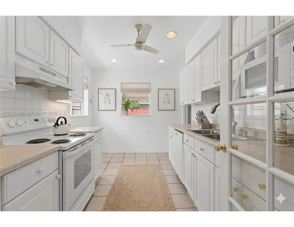 1701 NE 55th Street Fort Lauderdale FL 33334