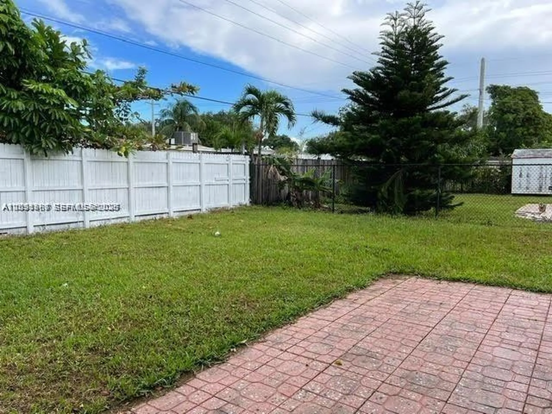 6431 Hayes Street Hollywood FL 33024