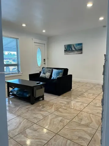 6431 Hayes Street Hollywood FL 33024
