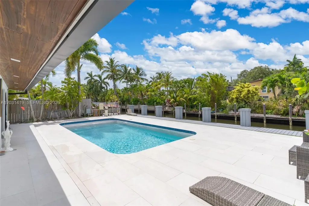 1713 SW 5th Street Fort Lauderdale FL 33312