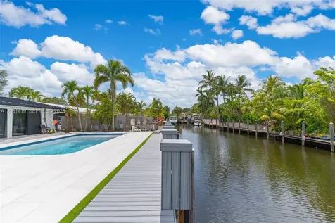1713 SW 5th Street Fort Lauderdale FL 33312