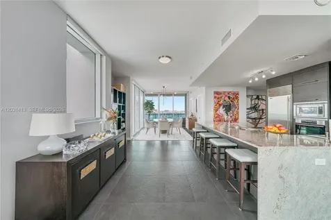 900 Biscayne Boulevard Miami FL 33132