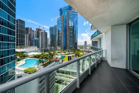 900 Biscayne Boulevard Miami FL 33132