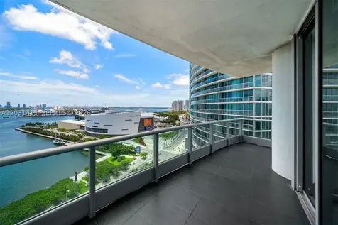 900 Biscayne Boulevard Miami FL 33132
