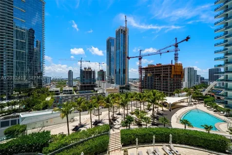 900 Biscayne Boulevard Miami FL 33132