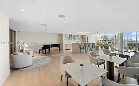 900 Biscayne Boulevard Miami FL 33132