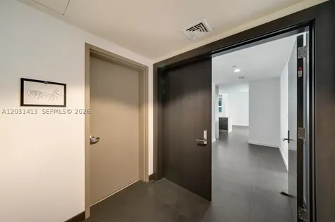 900 Biscayne Boulevard Miami FL 33132